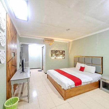 Reddoorz Near Stadion Semeru Lumajang Jawa Timur Bagian luar foto